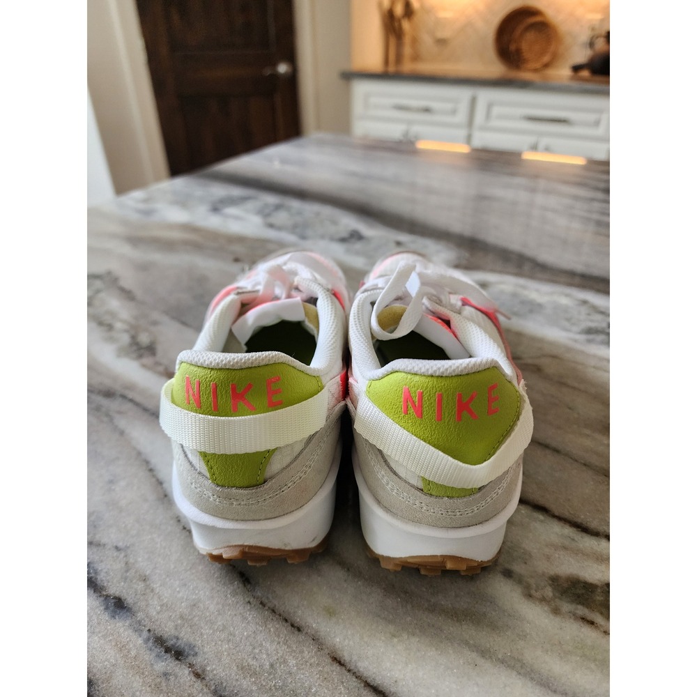 Nike Waffle Debut Womens 8 "White Hot Punch" Cactus Sneaker - Picture 4 of 7